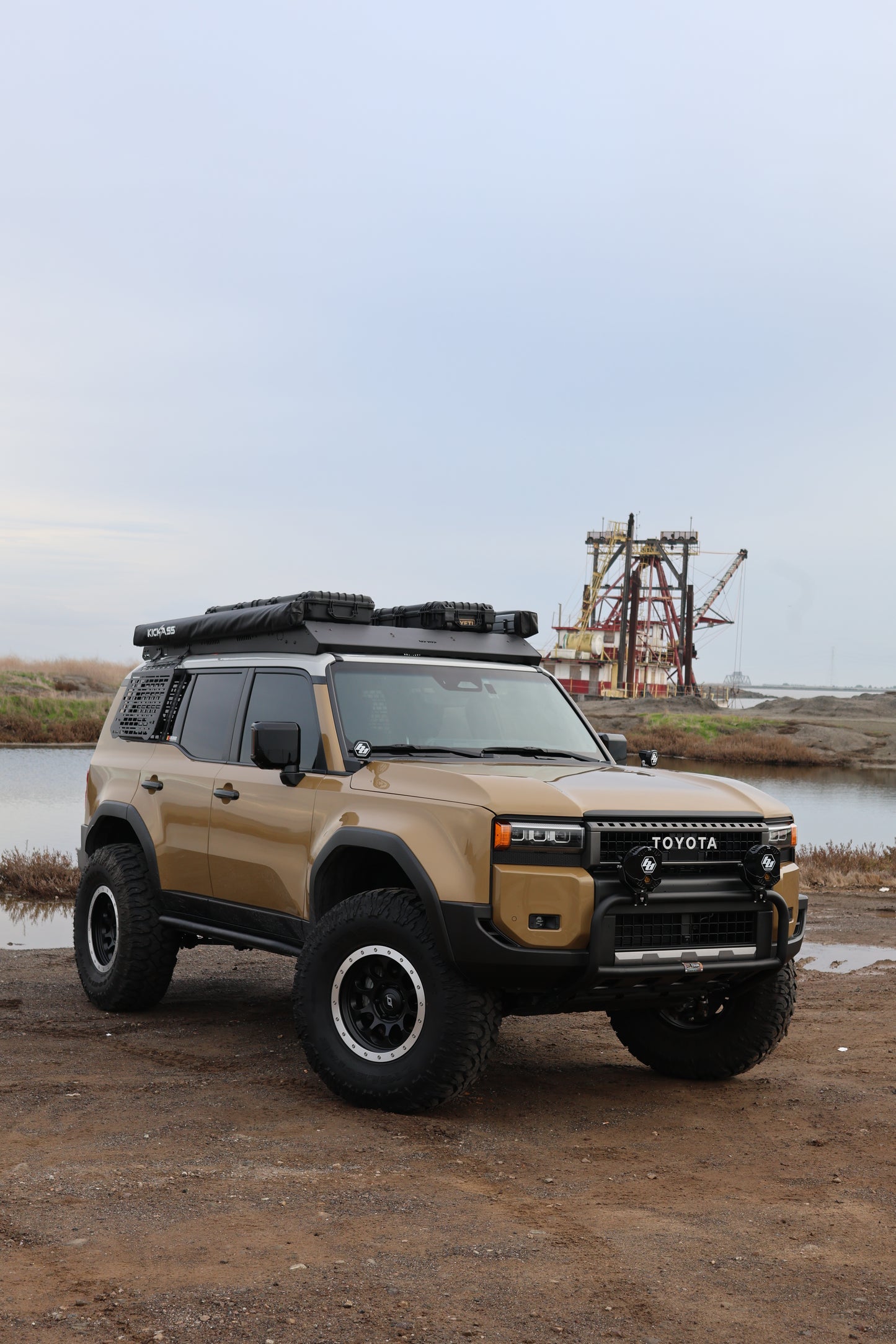 CAtuned Toyota Land Cruiser Rock Sliders - 4 Wheel Overland