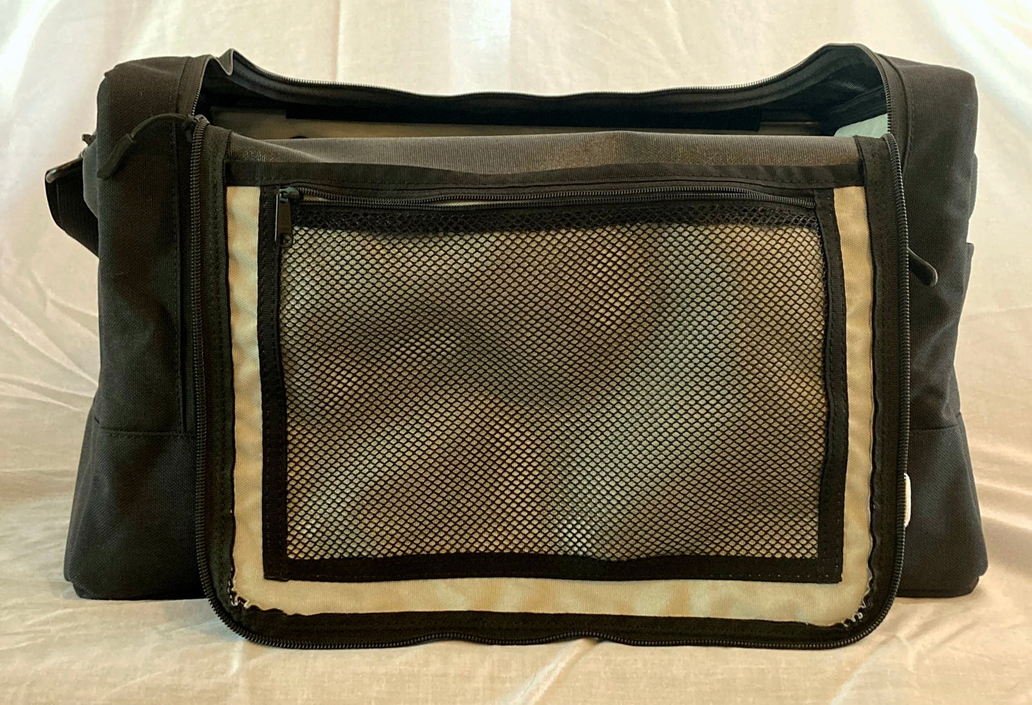 18" Hanging Bag by Van Wife Components - 4 Wheel Overland