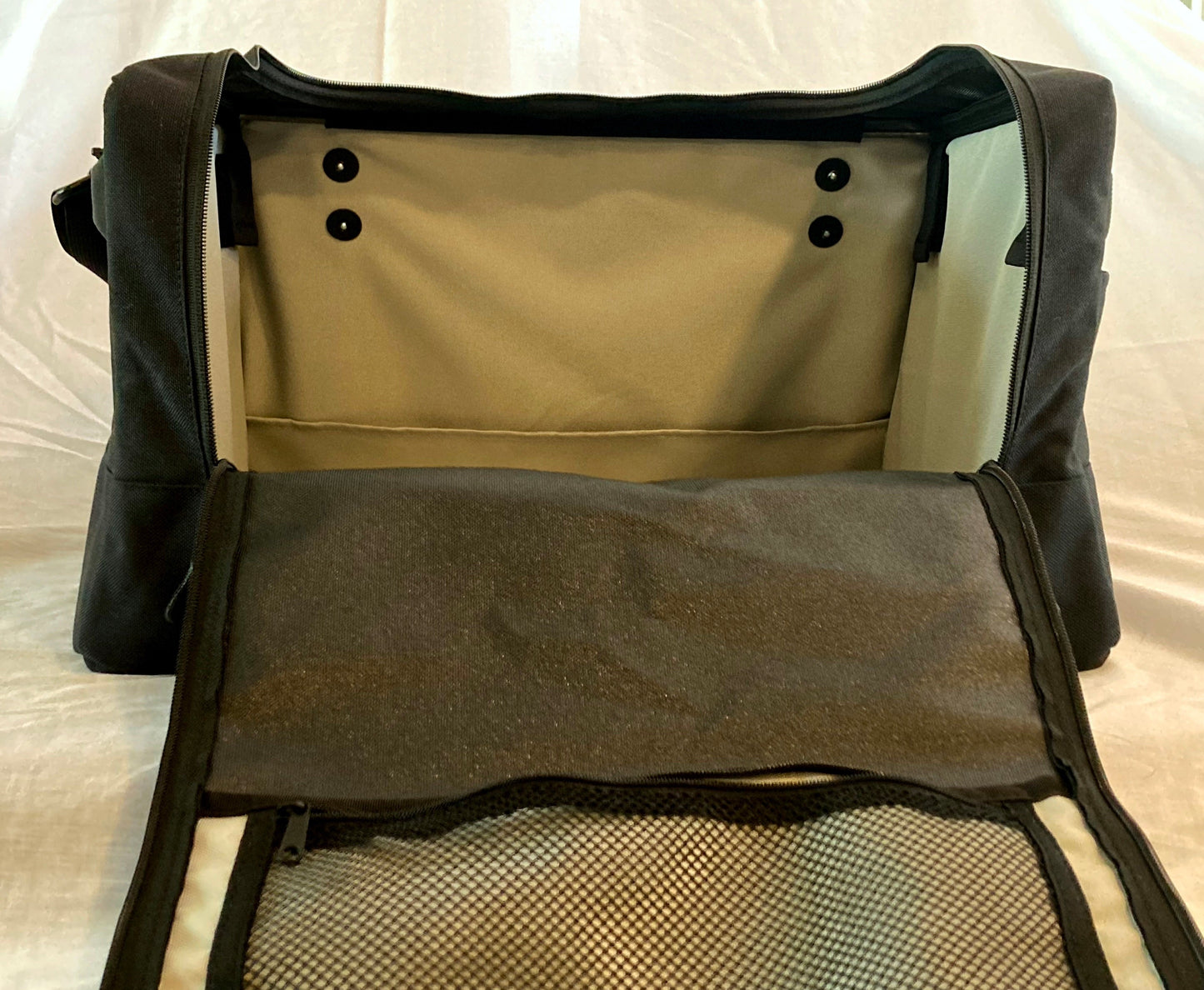 18" Hanging Bag by Van Wife Components - 4 Wheel Overland