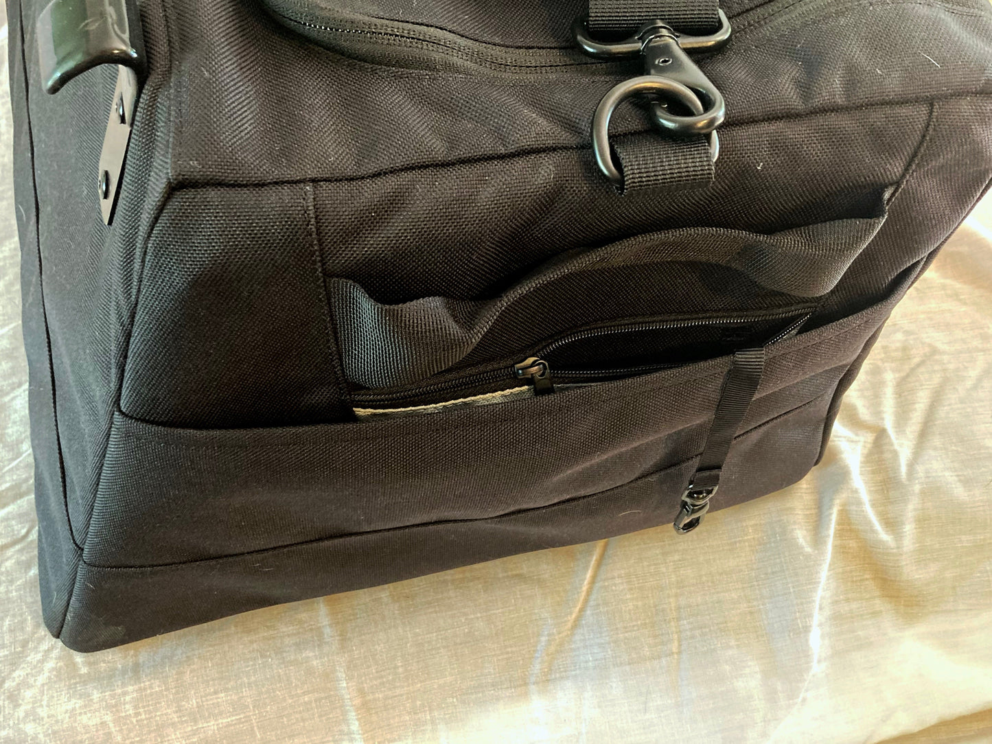 18" Hanging Bag by Van Wife Components - 4 Wheel Overland