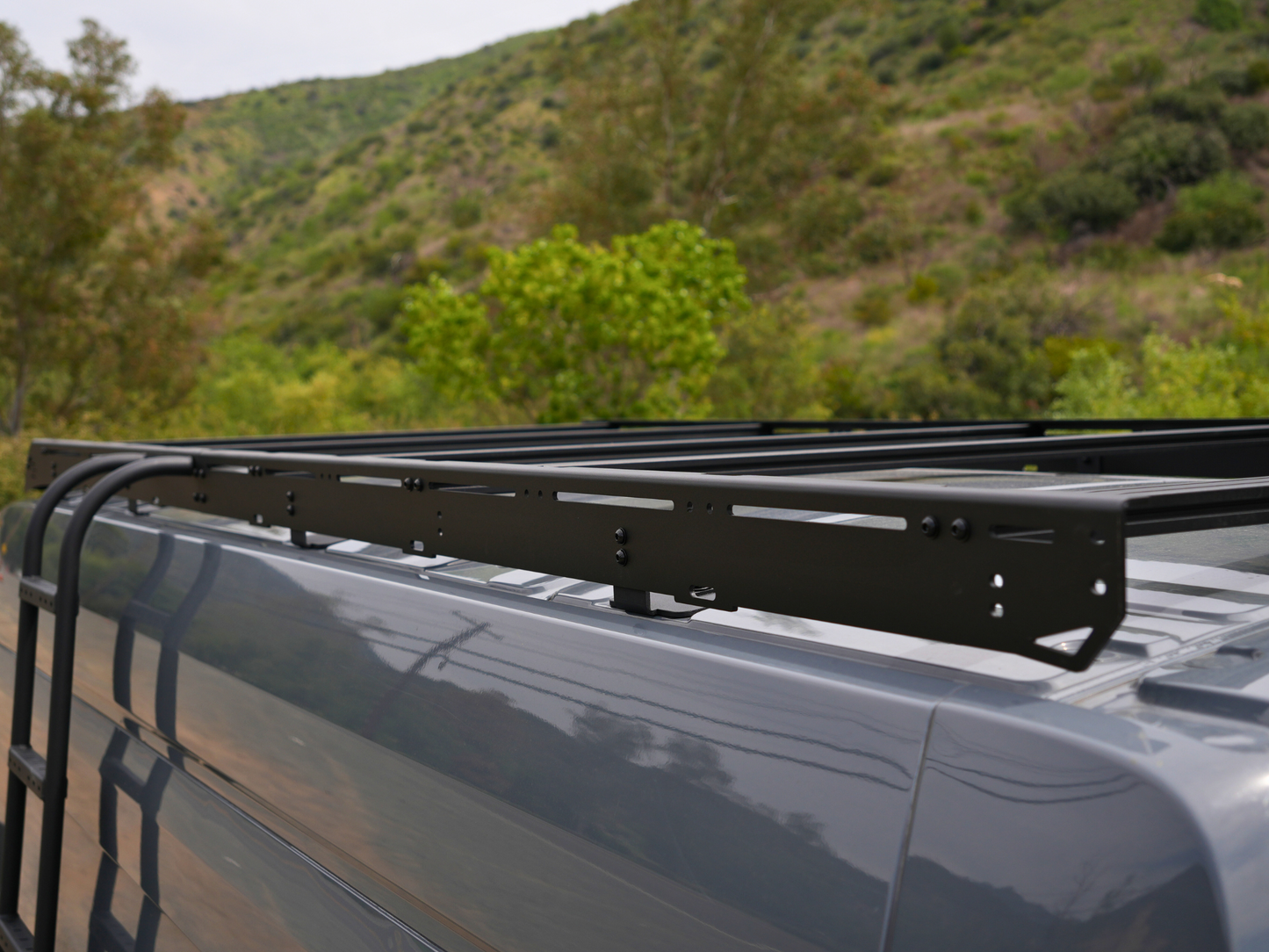 TRANSIT VAN 148" MID ROOF STRATA ROOF RACK - 4 Wheel Overland