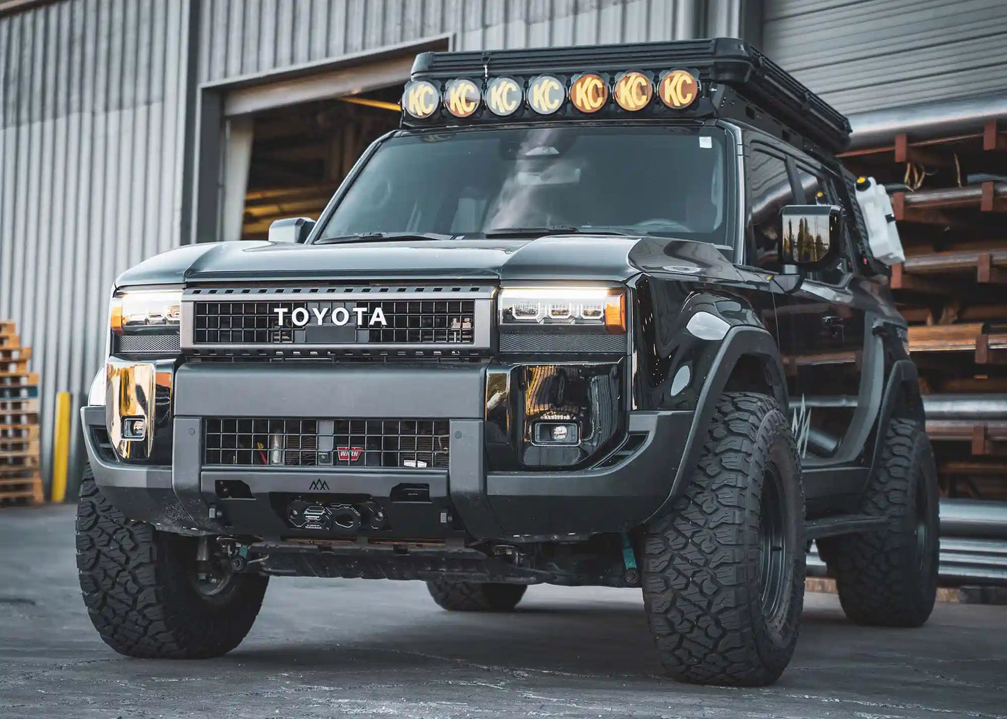 Toyota Land Cruiser 250 Hidden Winch Front Bumper (2024-2026)