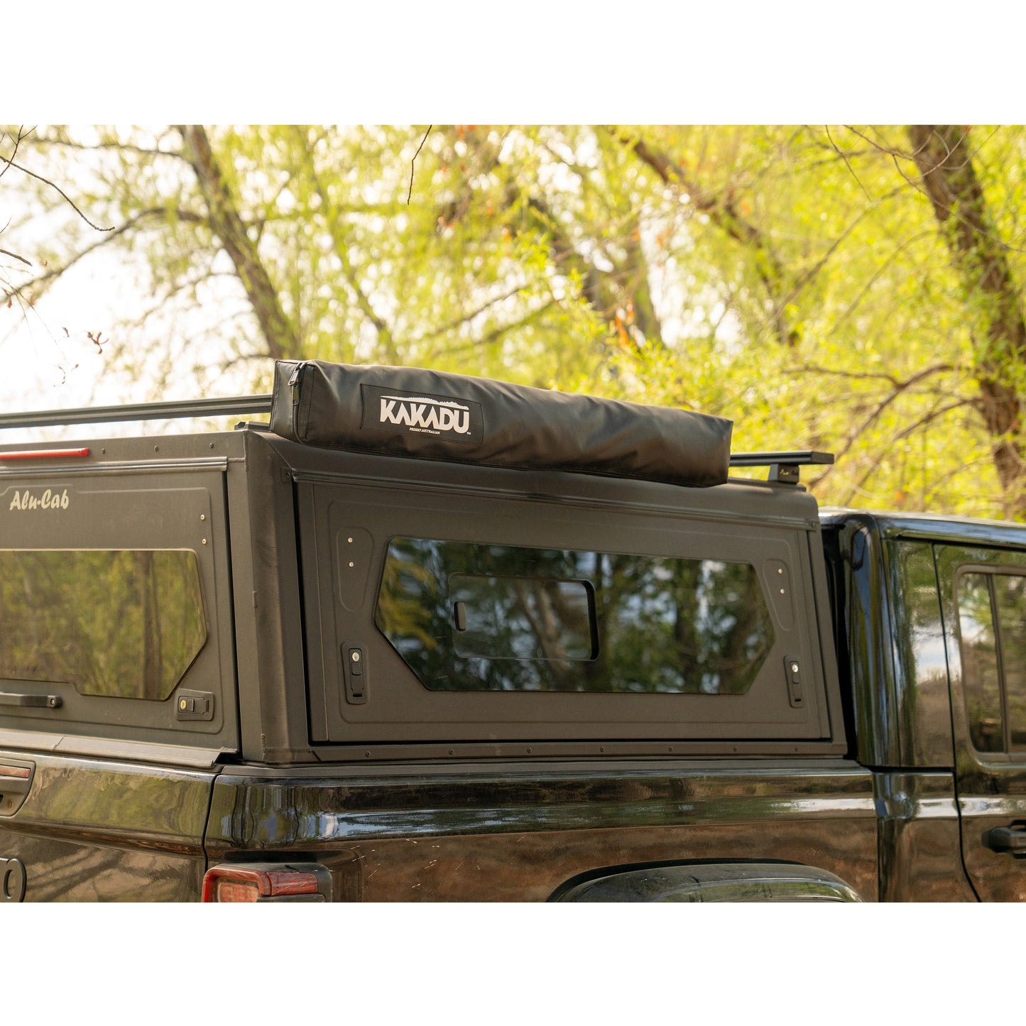 Outback Shower Vehicle Tent - 4 Wheel Overland