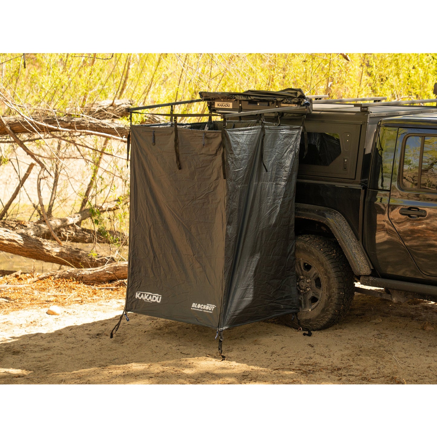 Outback Shower Vehicle Tent - 4 Wheel Overland