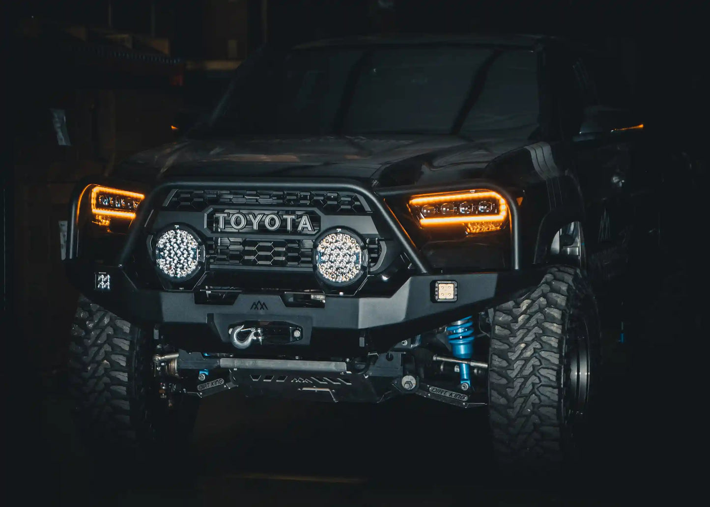 Hi-Lite Overland Toyota Tacoma Front Bumper 3rd Gen (2016-2023) [Bull Bar] - 4 Wheel Overland