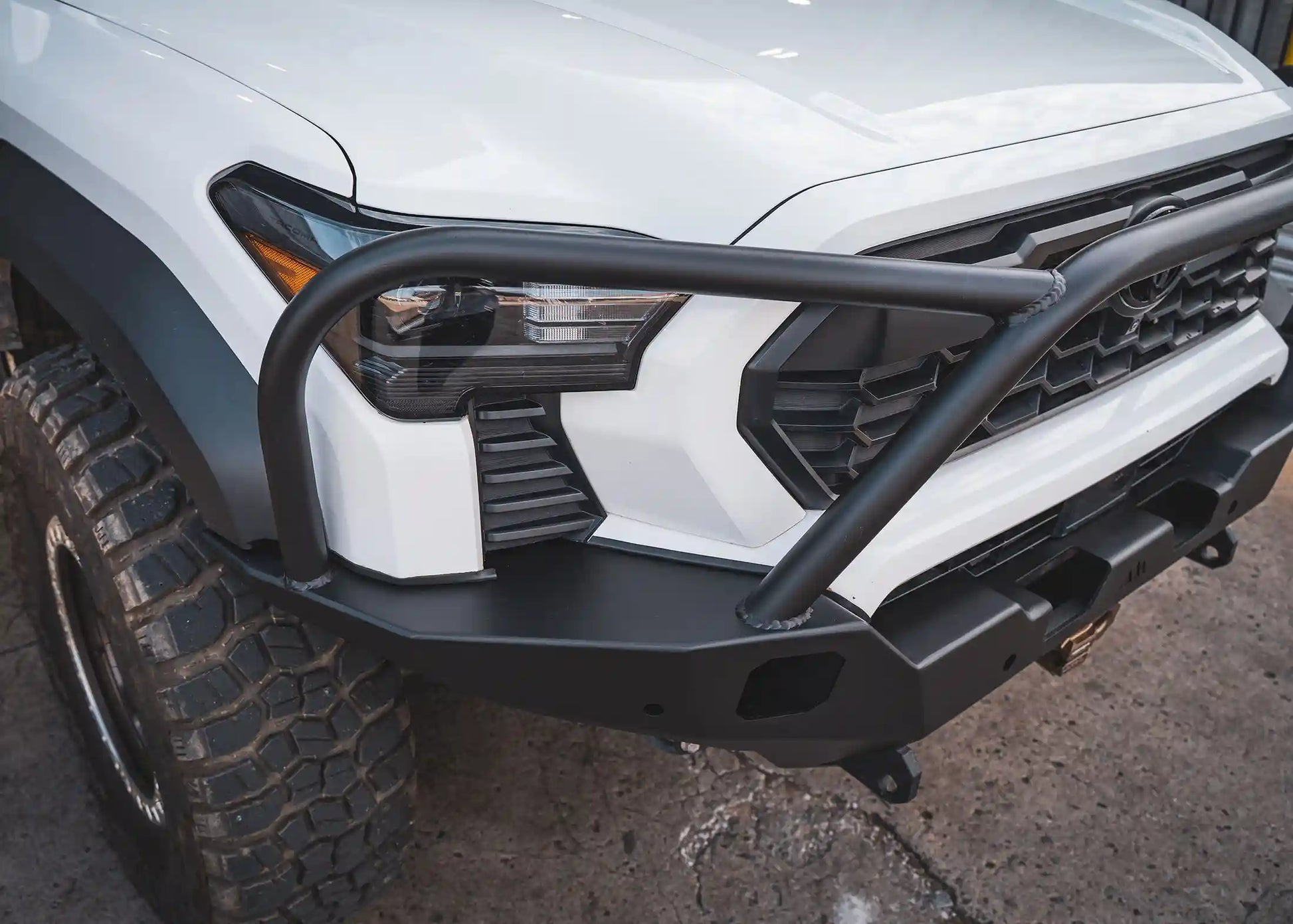 Hi-Lite Overland Toyota Tacoma Front Bumper 4th Gen (2024-2026) [Bull Bar] - 4 Wheel Overland