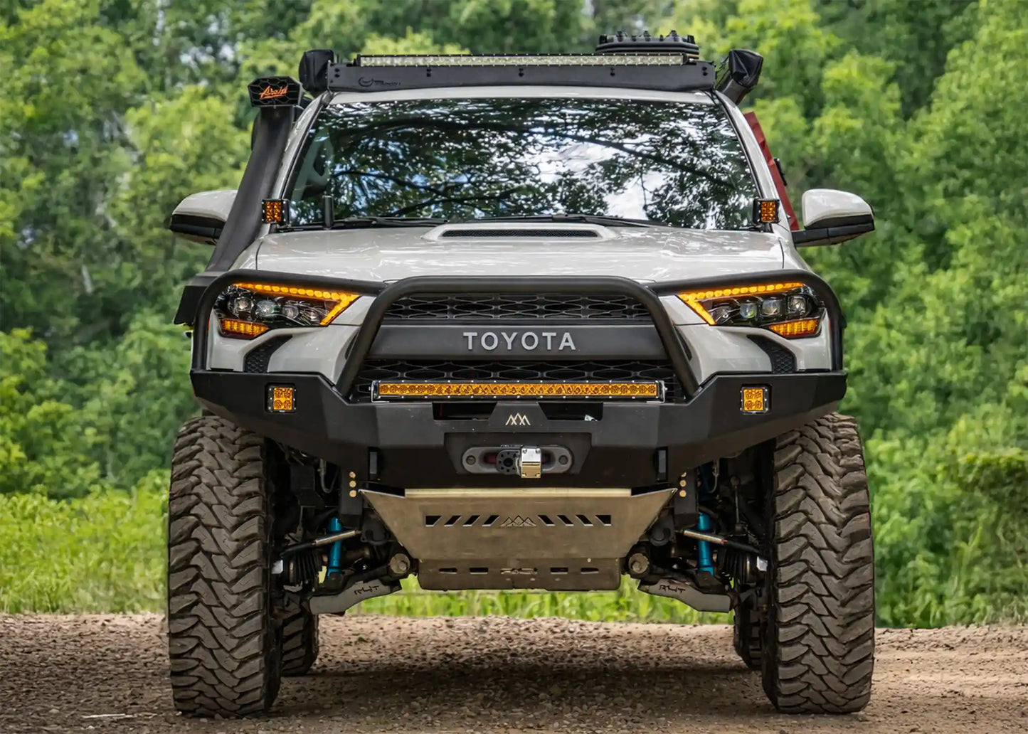 Hi-Lite Overland Toyota 4Runner Front Bumper 5th Gen (2010-2024) [Bull Bar] - 4 Wheel Overland