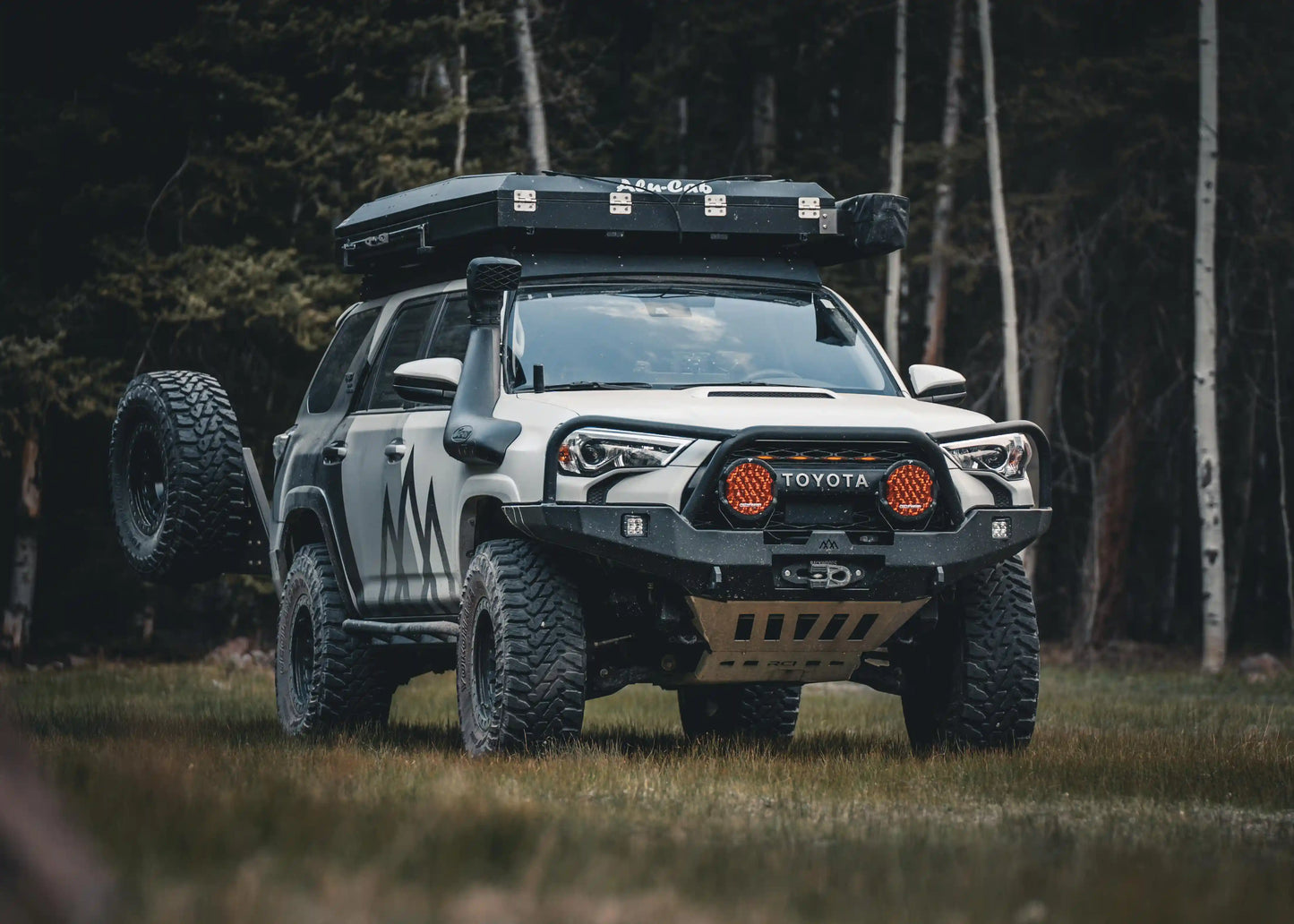 Hi-Lite Overland Toyota 4Runner Front Bumper 5th Gen (2010-2024) [Bull Bar] - 4 Wheel Overland