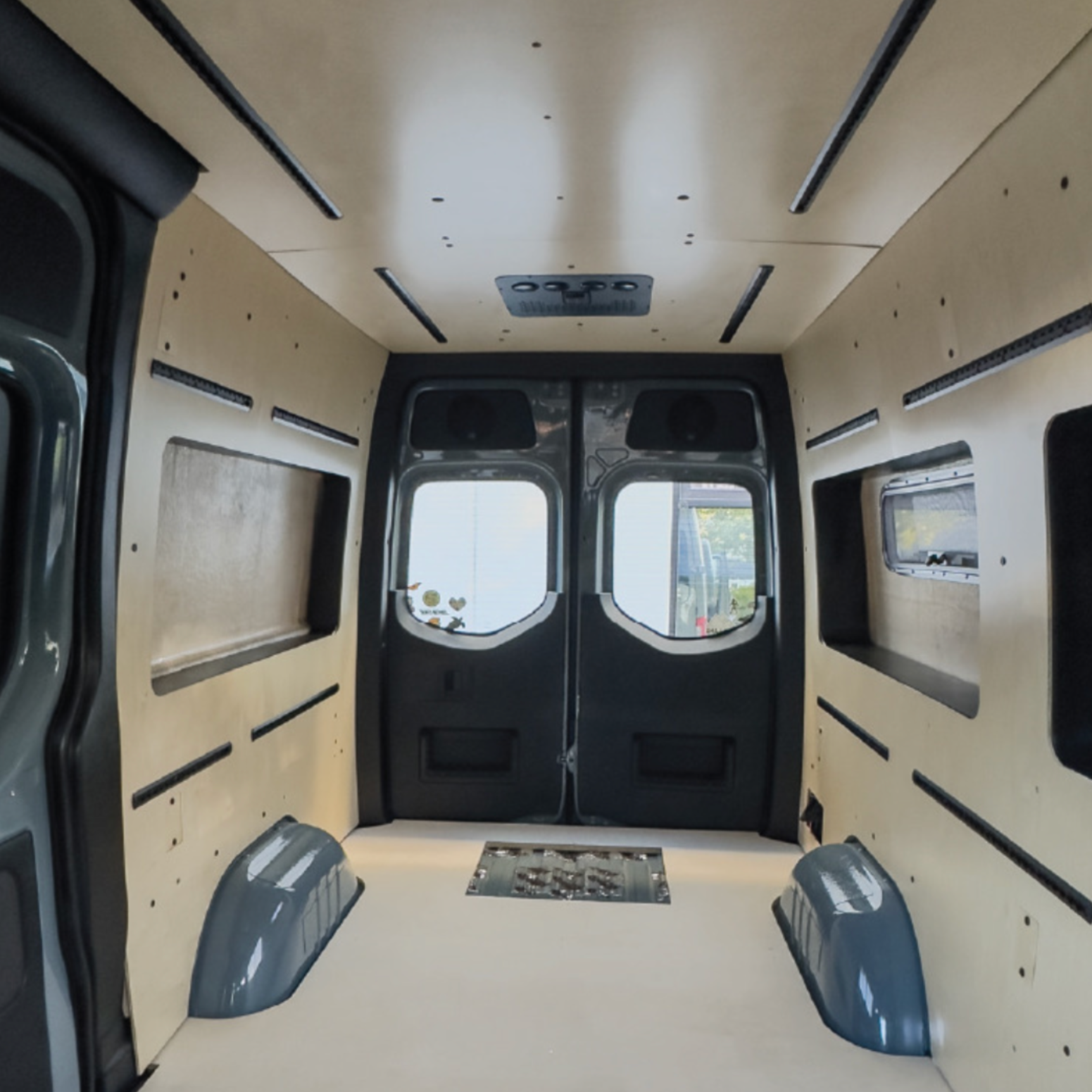Mercedes Sprinter D-Pillar Trim Kit (Rear Door Threshold) - 4 Wheel Overland