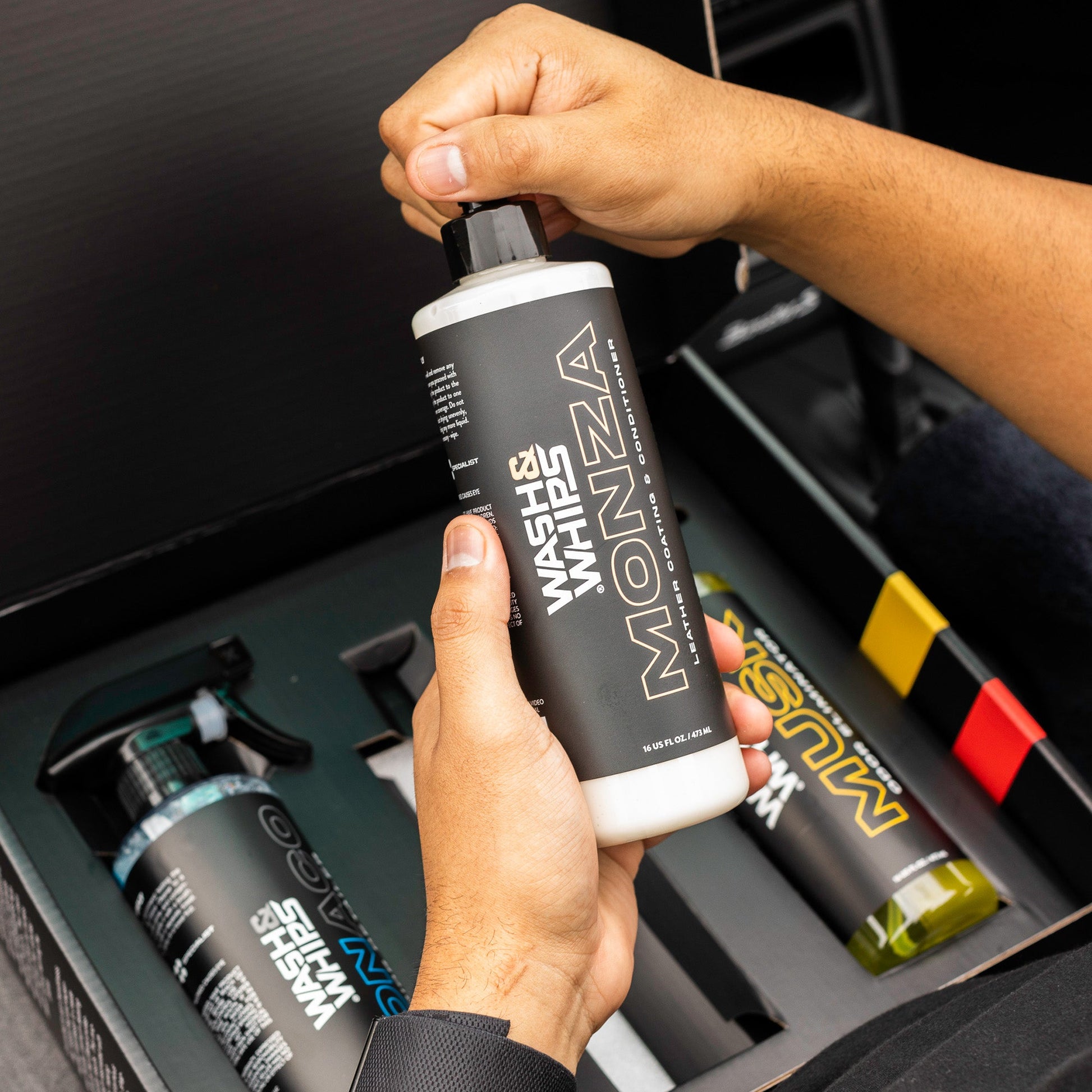 WASH&WHIPS CLEAN - Interior Car Wash Kit (Step 2) - 4 Wheel Overland