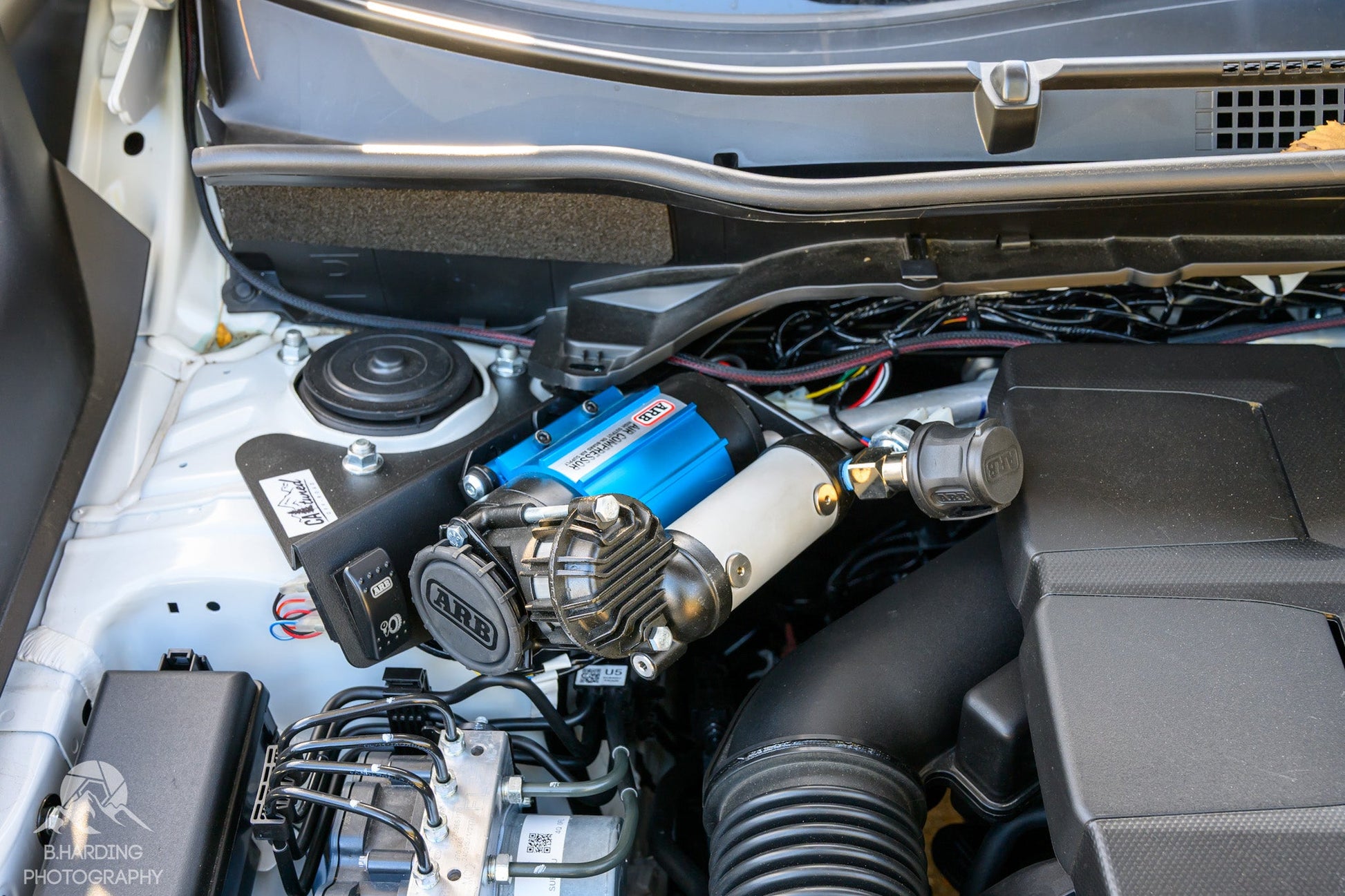 CAtuned Off-Road 2025 Subaru Forester ARB Compact Air Compressor with Mount and Air Fitting Kit - 4 Wheel Overland