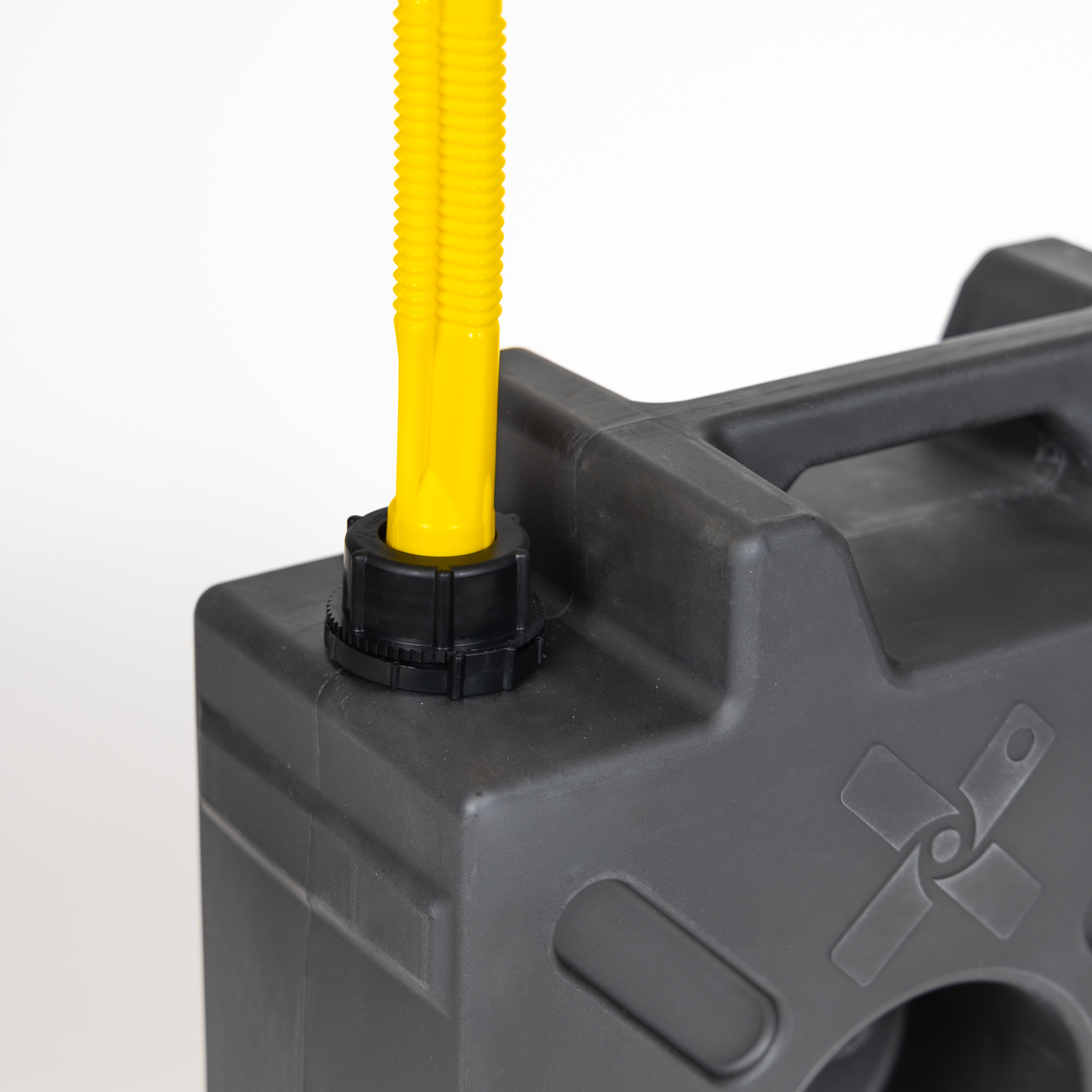 5 Gallon Water Black - 4 Wheel Overland