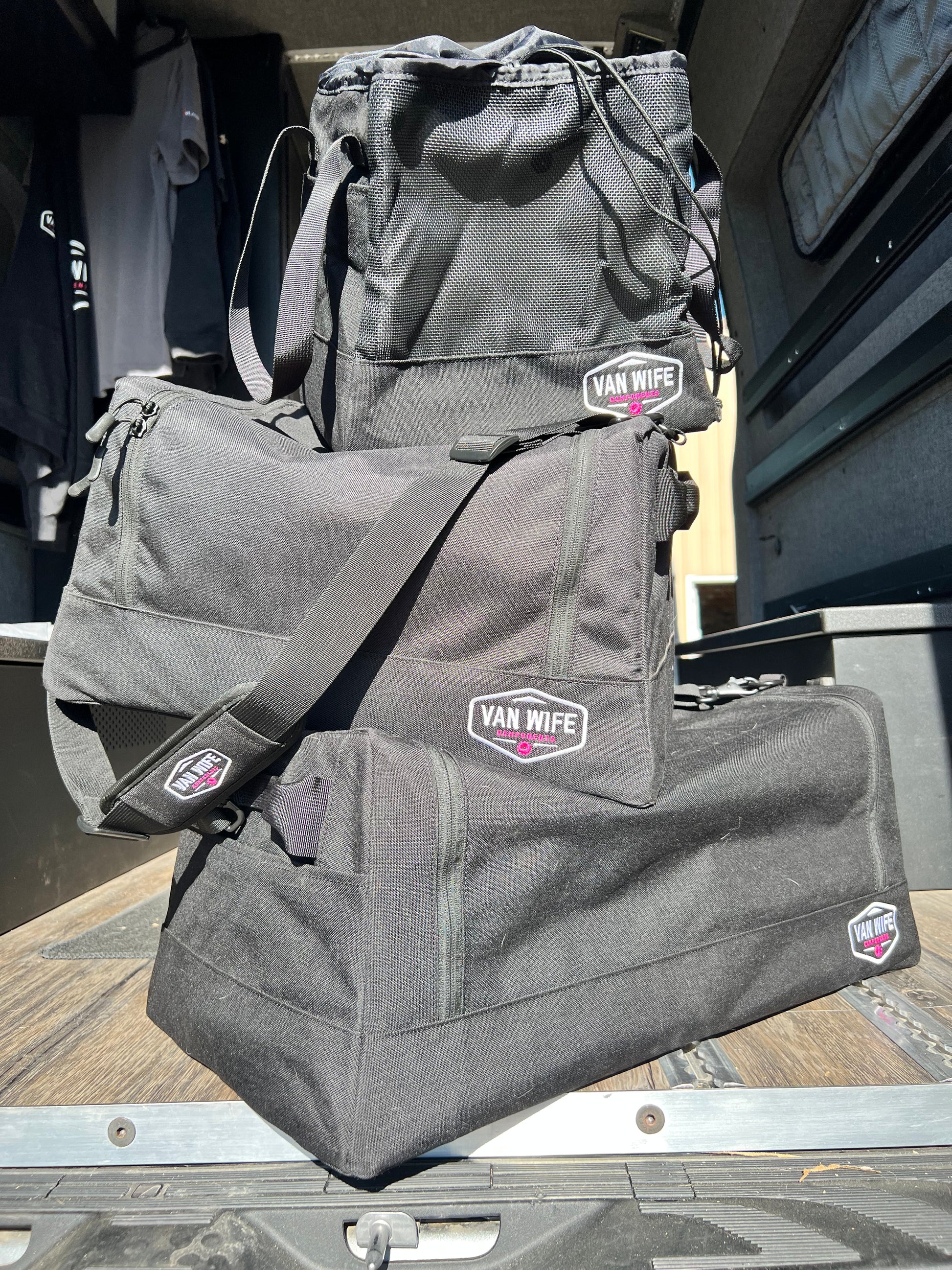 Set of 3 Hanging Bags (12", 18, and 24") - 4 Wheel Overland