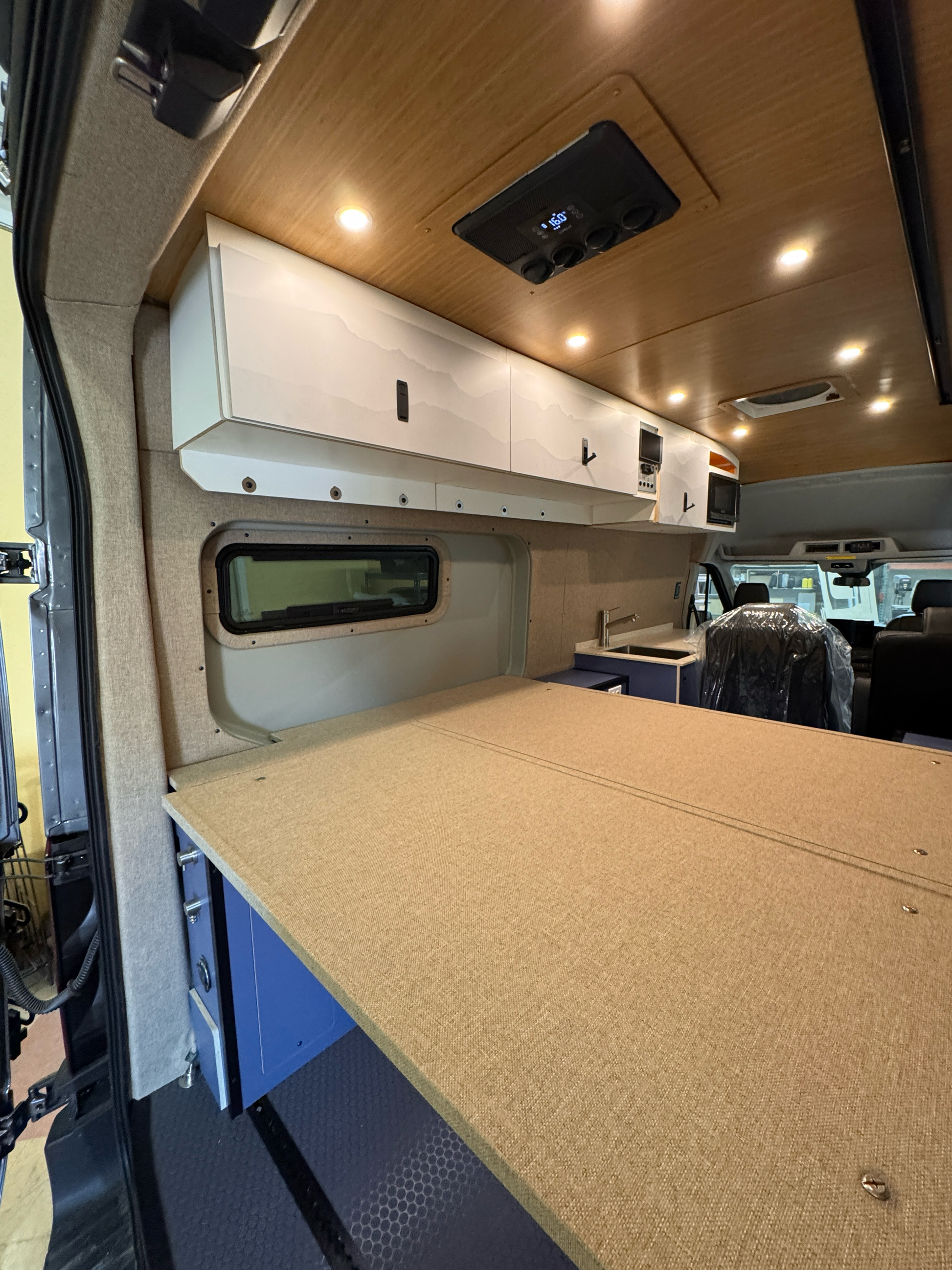 Ford Transit Innie Sleeper Pair - 4 Wheel Overland
