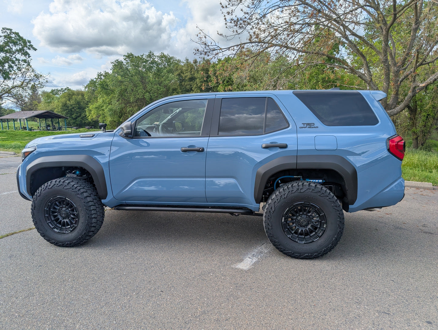 CAtuned Toyota 4Runner Rock Sliders - 4 Wheel Overland