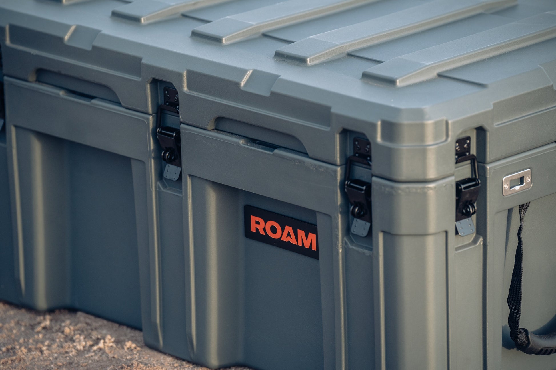 150L Rolling Rugged Case - 4 Wheel Overland