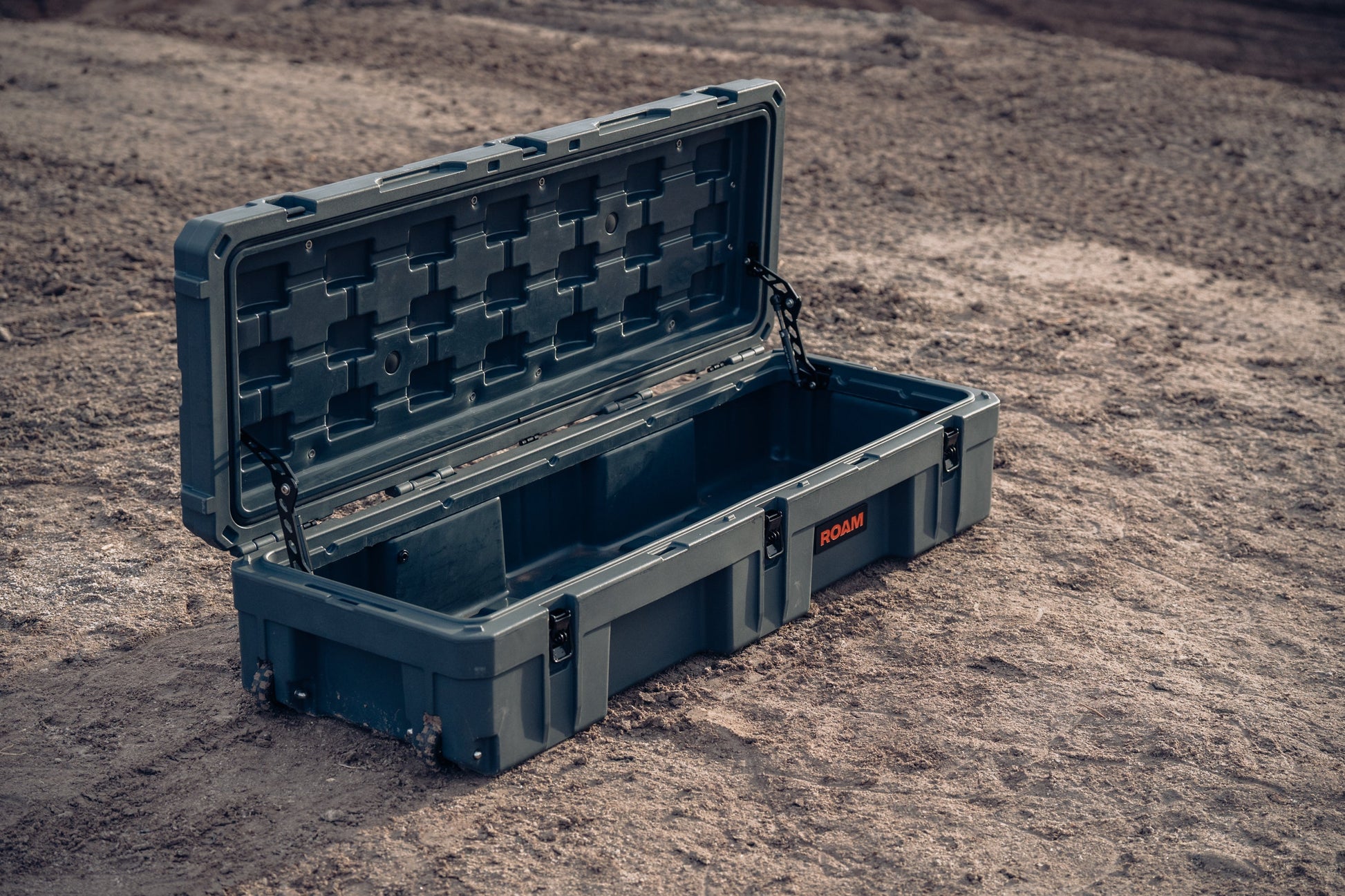 128L Rolling Rugged Case - 4 Wheel Overland