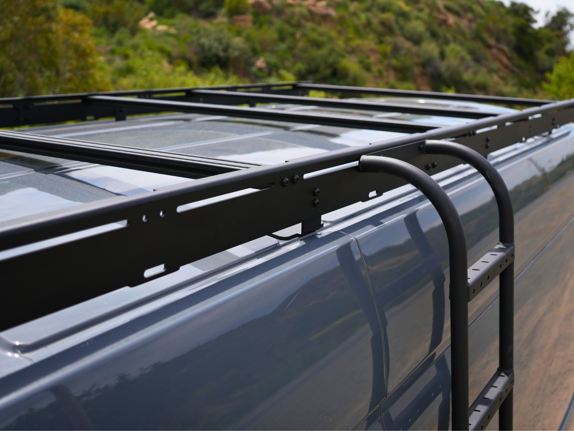 TRANSIT VAN 148" MID ROOF STRATA ROOF RACK - 4 Wheel Overland