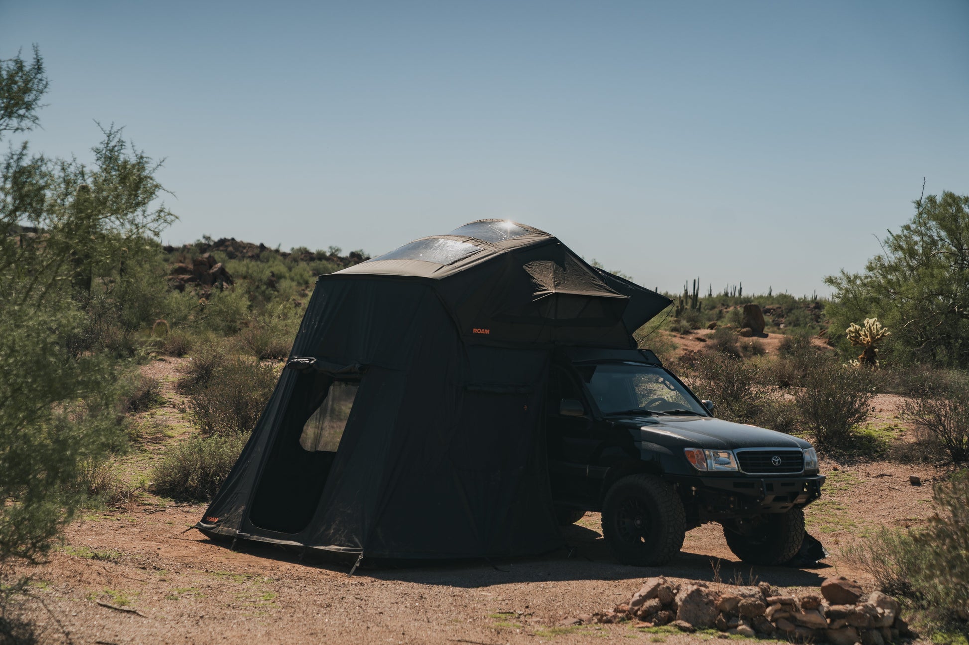 Vagabond 2.0 Standard & XL Annex for underneath Vagabond 2.0 Roof Top Tent - 4 Wheel Overland