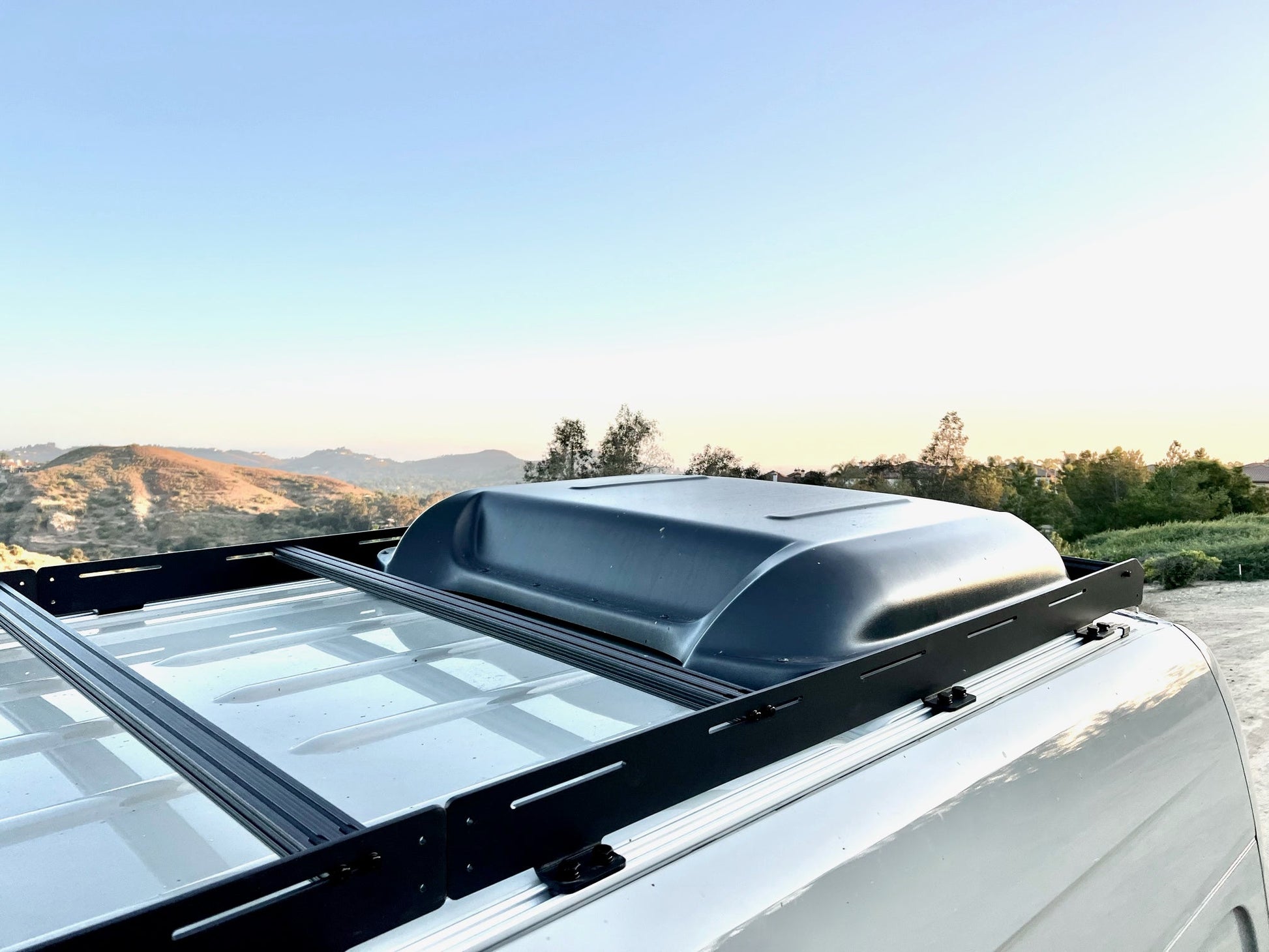 SPRINTER 170" HIGH ROOF STEALTH ROOF RACK - 4 Wheel Overland