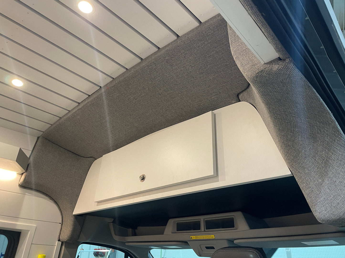 Ford Transit Front Trim Kit - 4 Wheel Overland