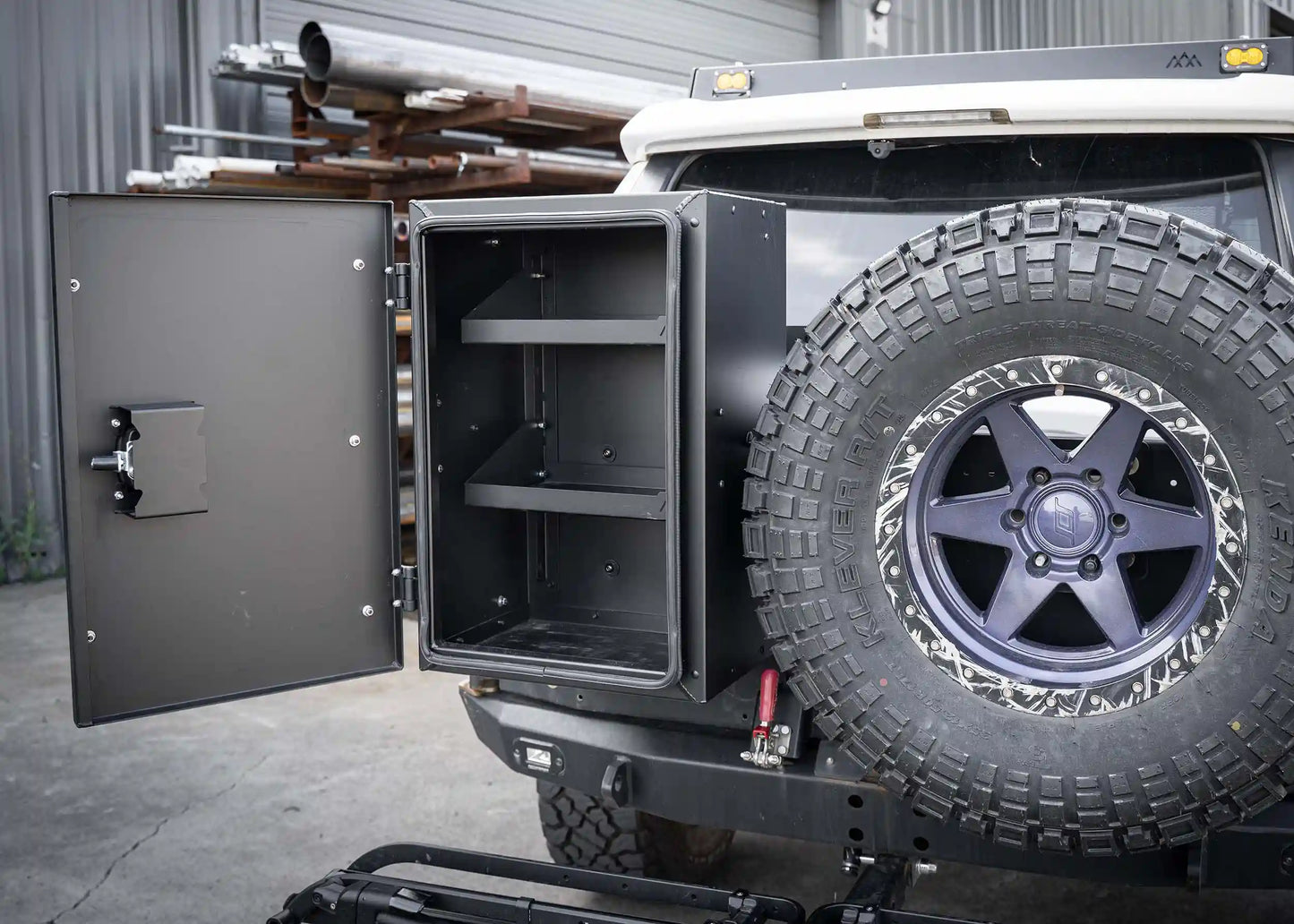 Universal Overland Storage Box (19x28x15) - 4 Wheel Overland